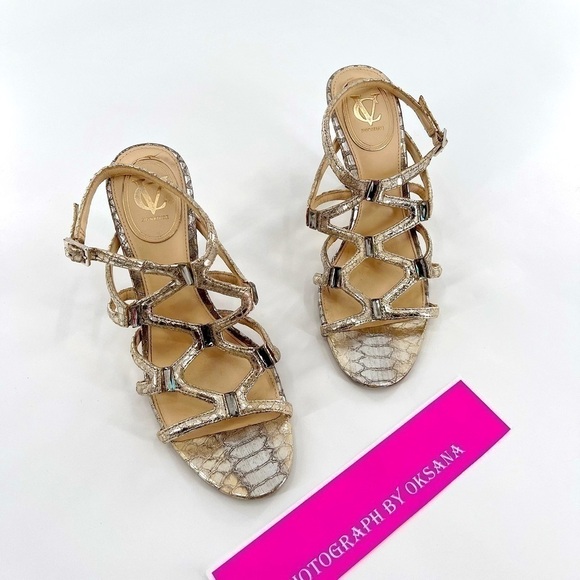 CV Signature Vogue Metallic Snake-Print Sandal size 9 M - Picture 11 of 11